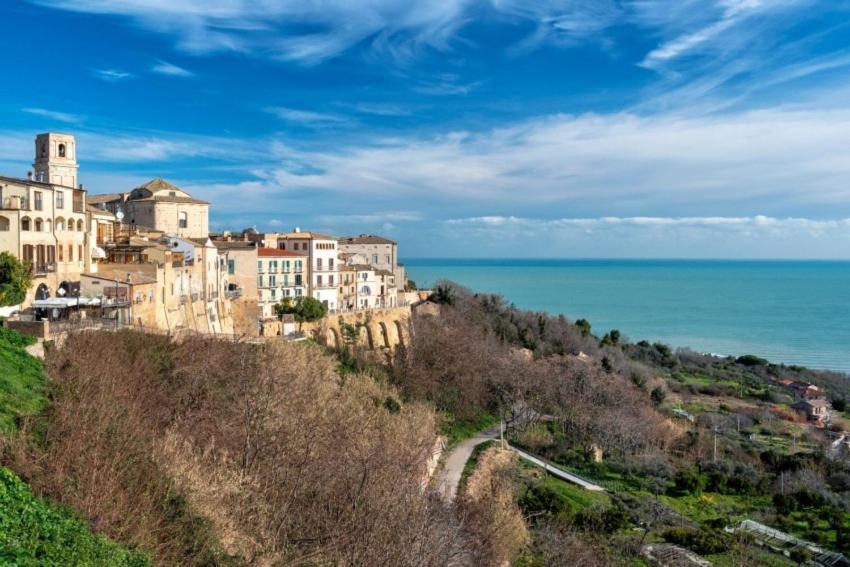 Eli 'S Home Vasto Bagian luar foto