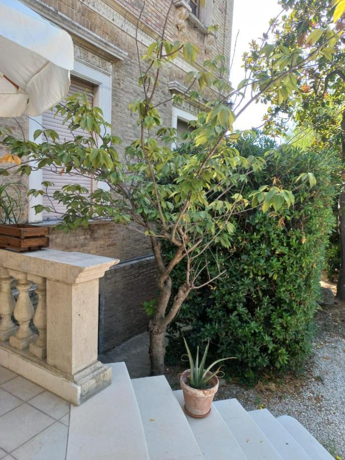 Eli 'S Home Vasto Bagian luar foto